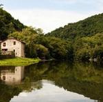 Gîte au bord de la rivière - Cantal